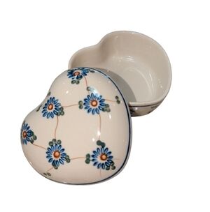 Polish Pottery Heart Shaped Aster Trellis Pattern